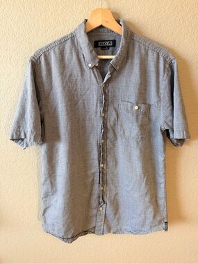 Ezekiel Men's Short-Sleeve Button-Down Shirt in Heather Blue